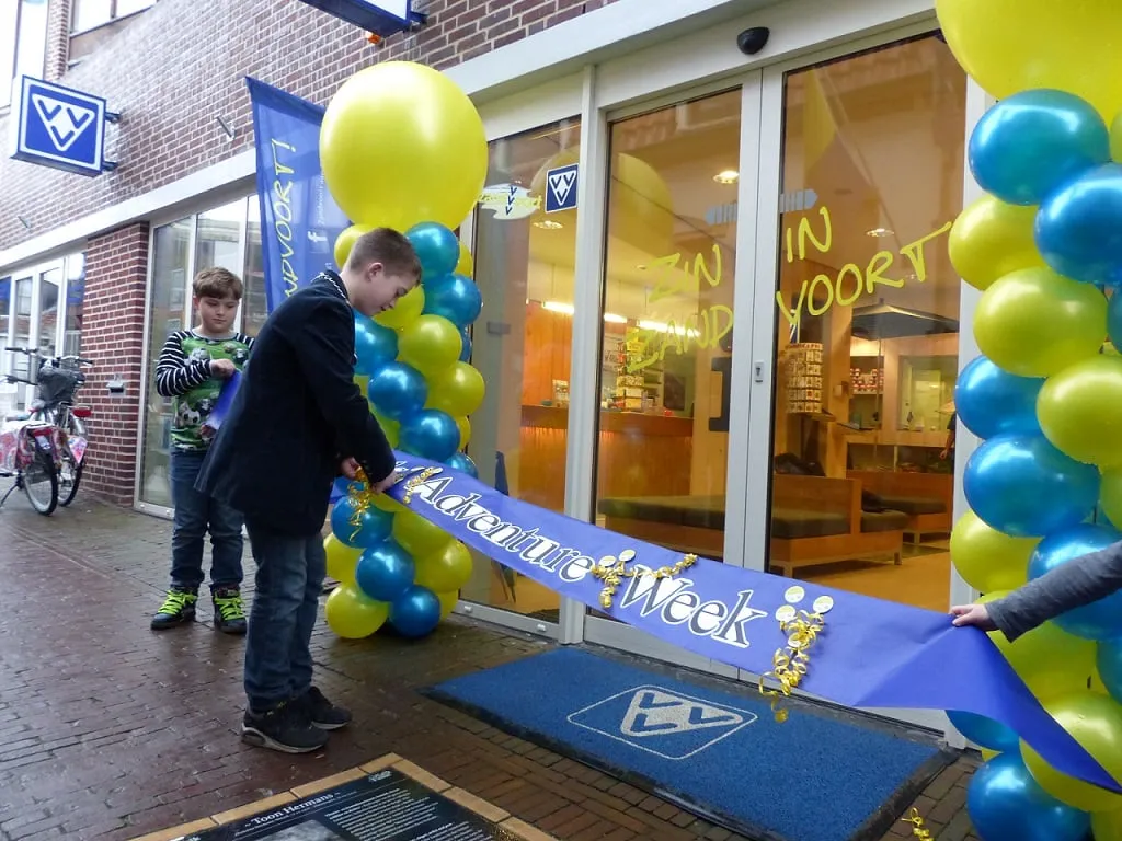 kids adventure week opening bij het vvv kantoor in zandvoort vvv zandvoort