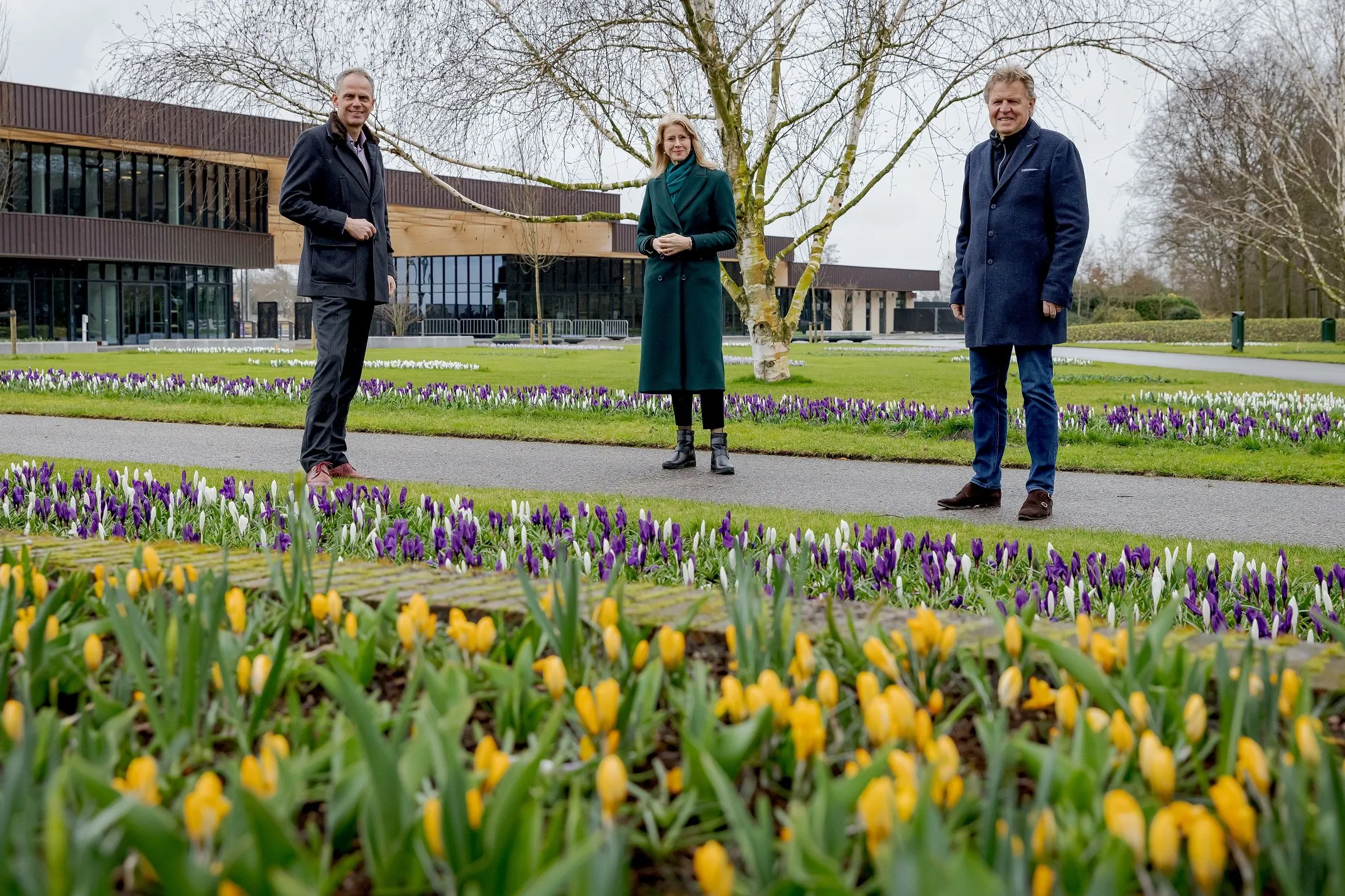 mona keijzer bezoekt keukenhof 16 maart keukenhof
