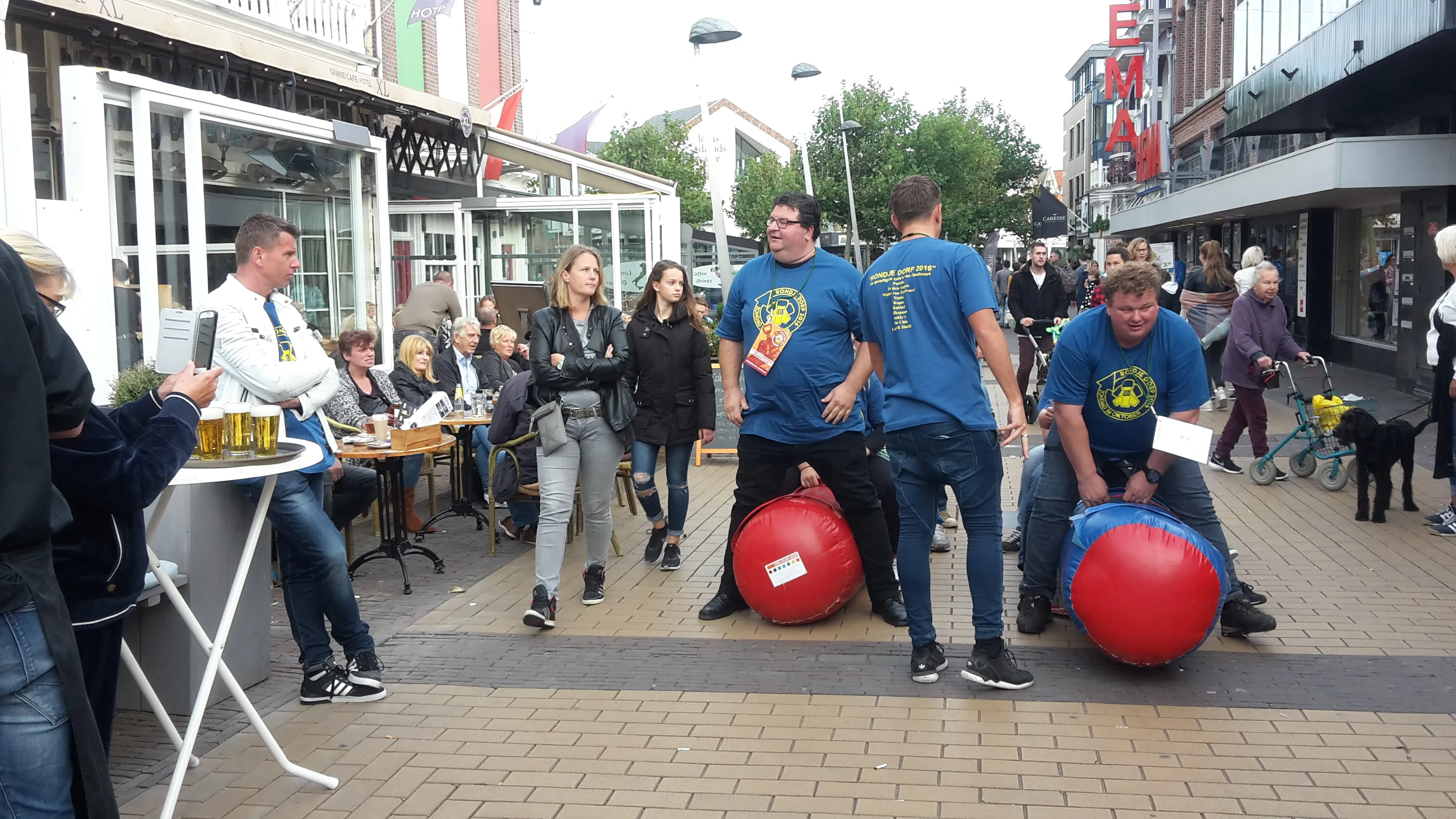 rondje dorp bij rabbel jaap koper