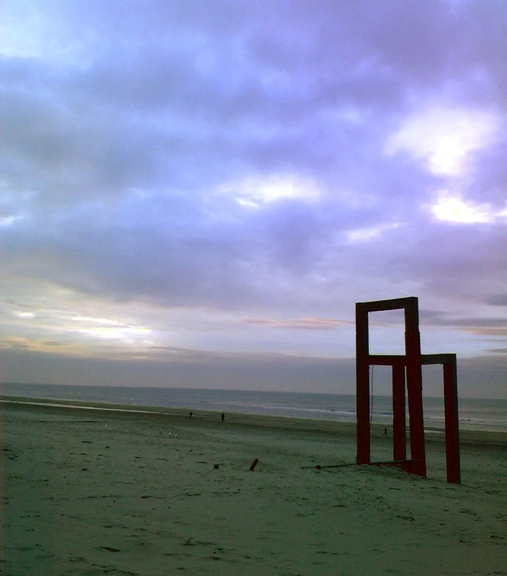zandvoort kunst op het strand wikimedia methoxyroxy