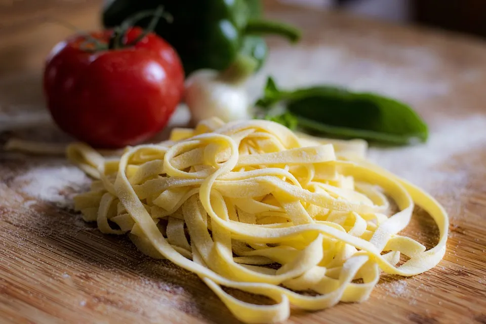 fresh pasta 5154229 960 720