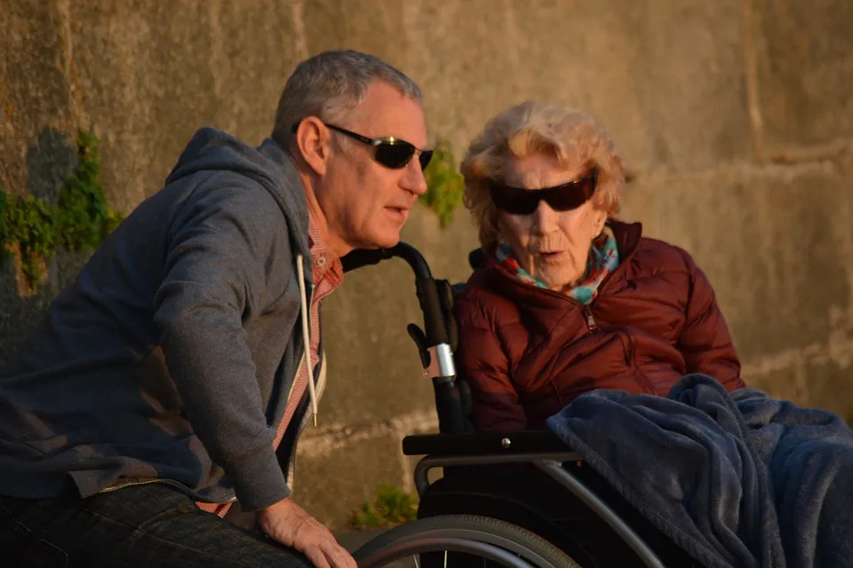 human 2380265 960 720