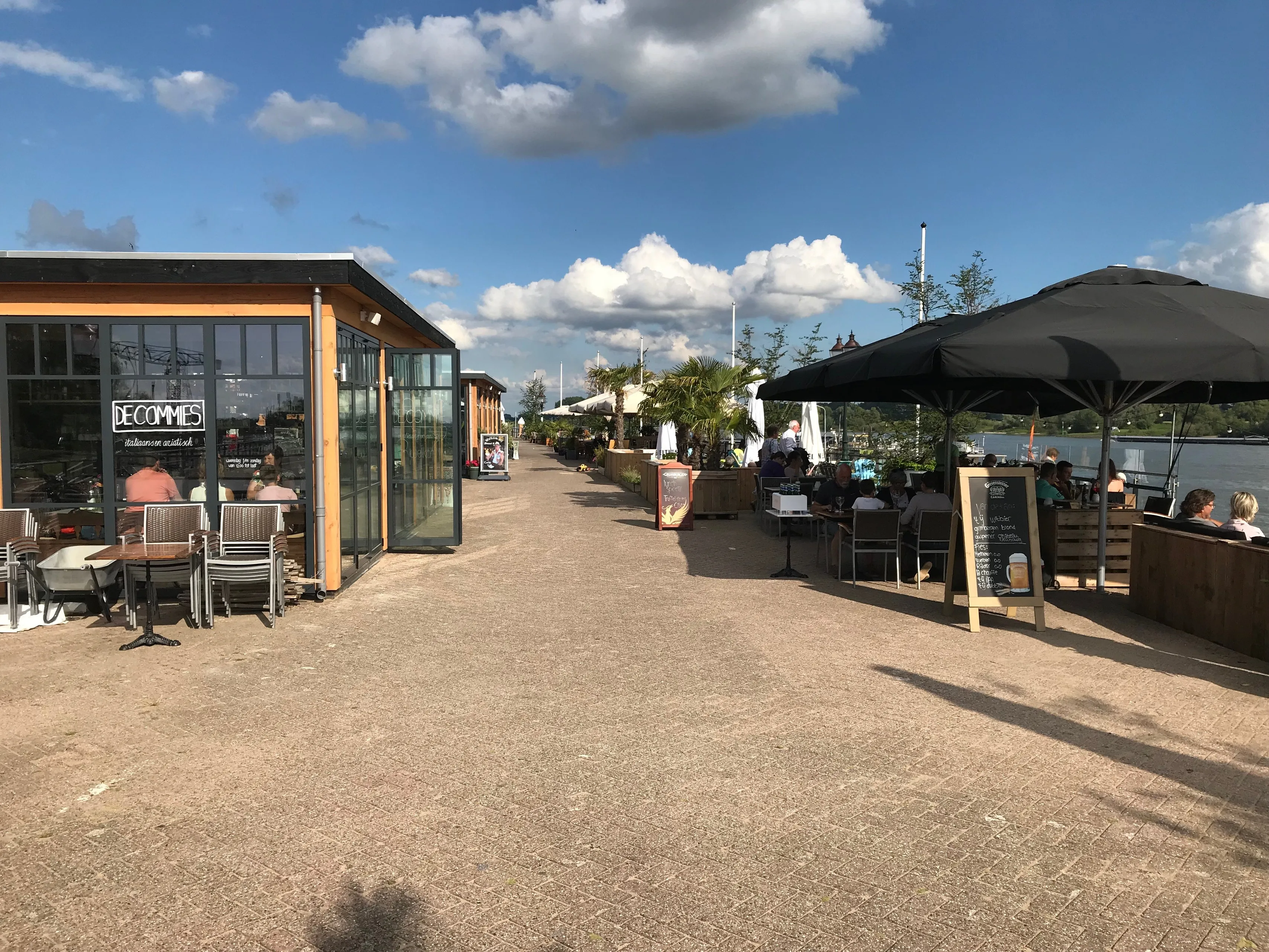 kade tolkamer links commies img 1060