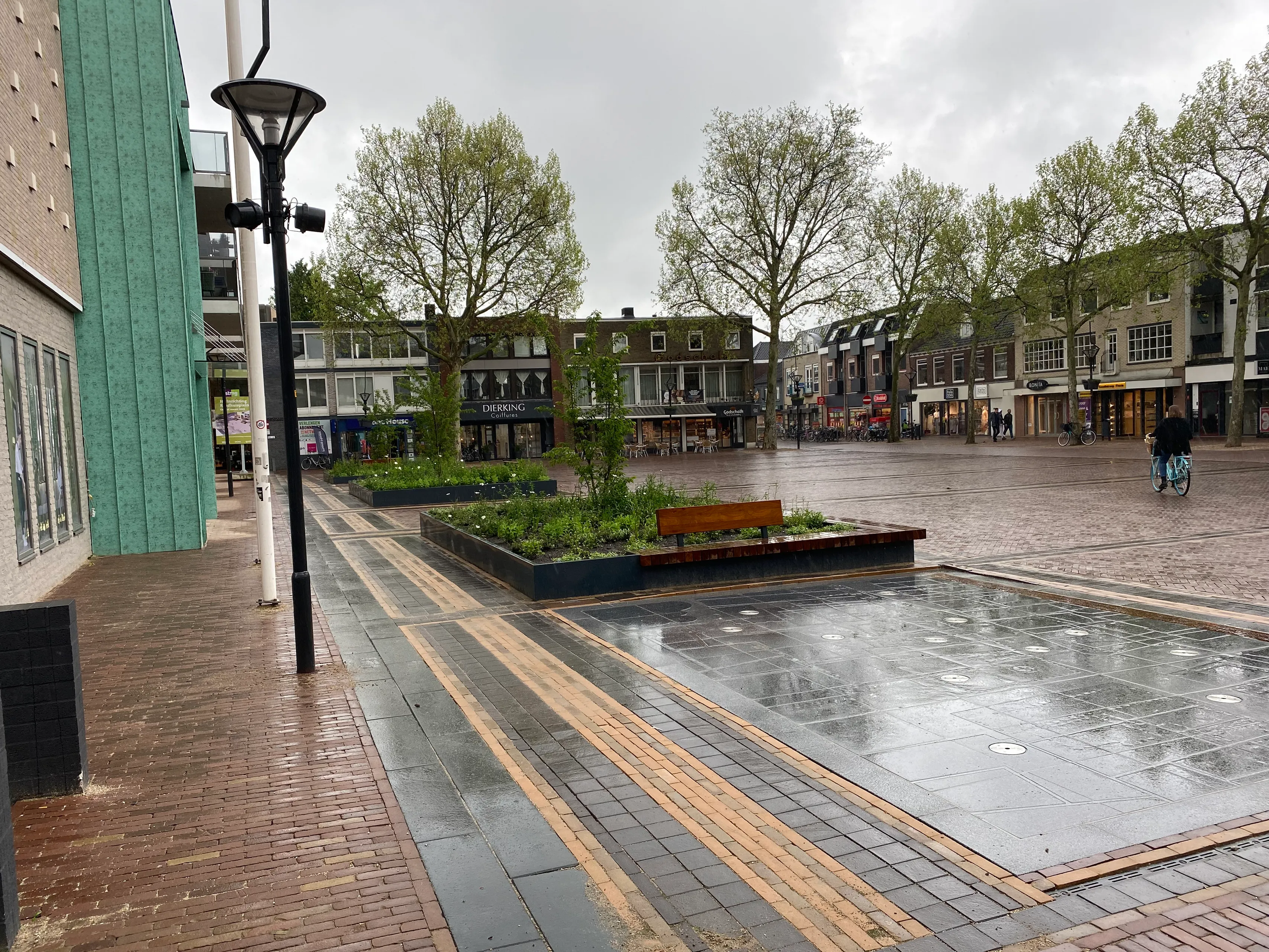 nieuwe raadhuisplein zevenaar img 4414