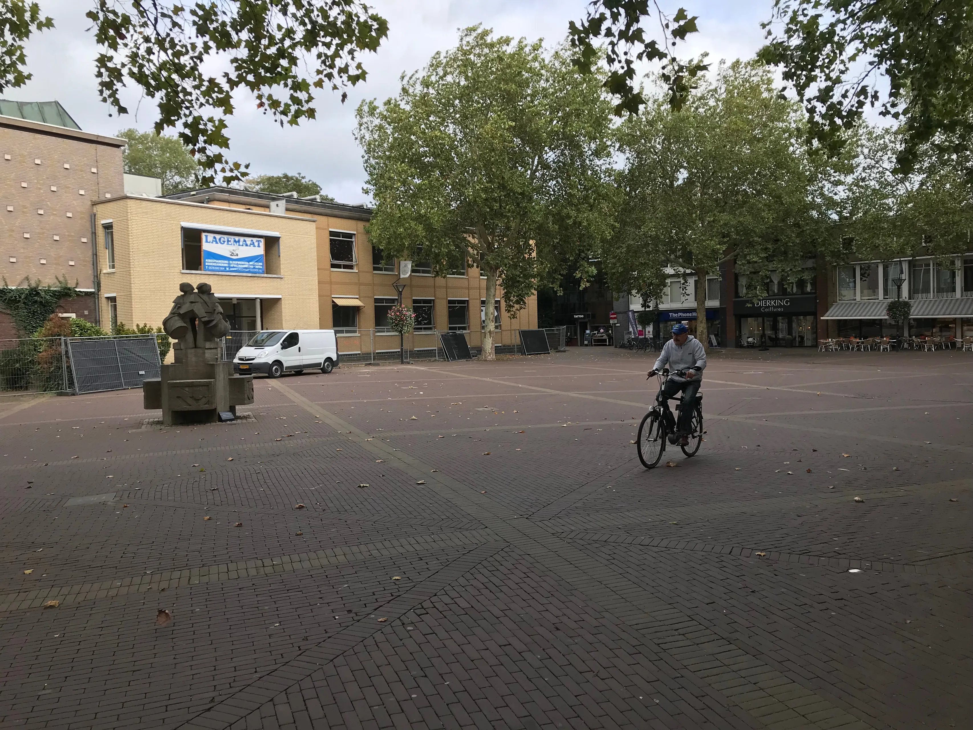 raadhuisplein img 0147