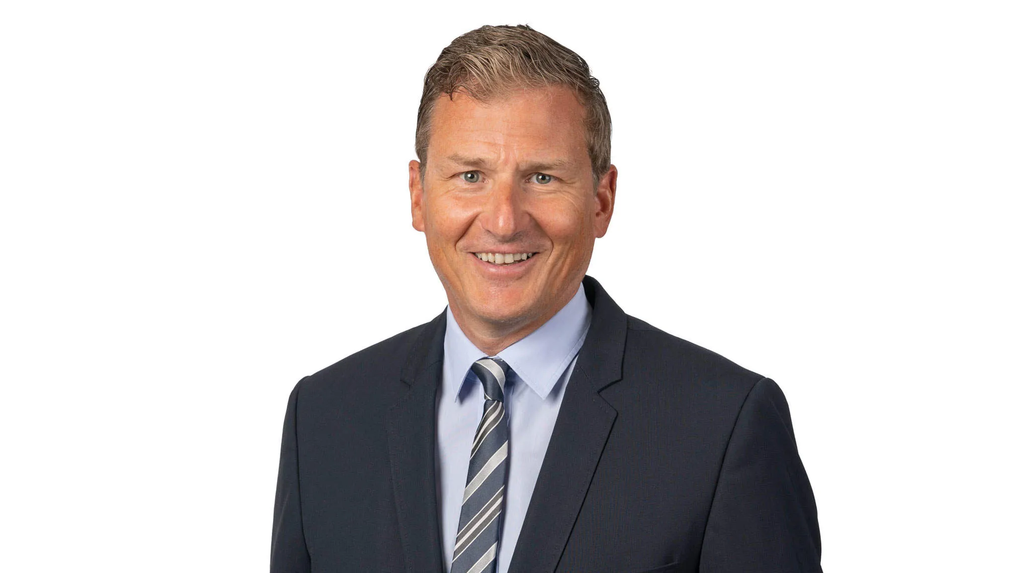 robert erni 2048x1152 rdax 65