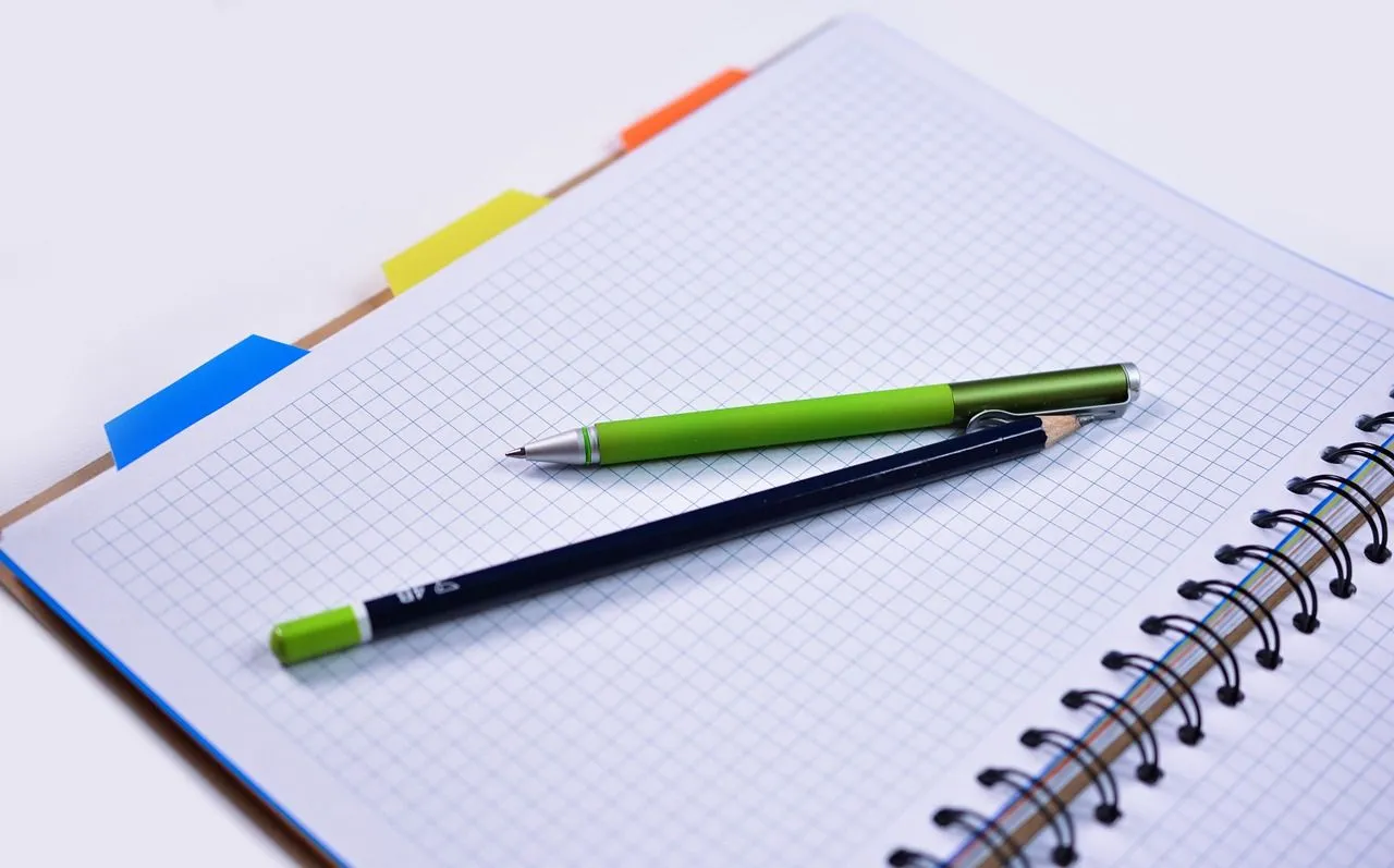 notebook 1198156 1280