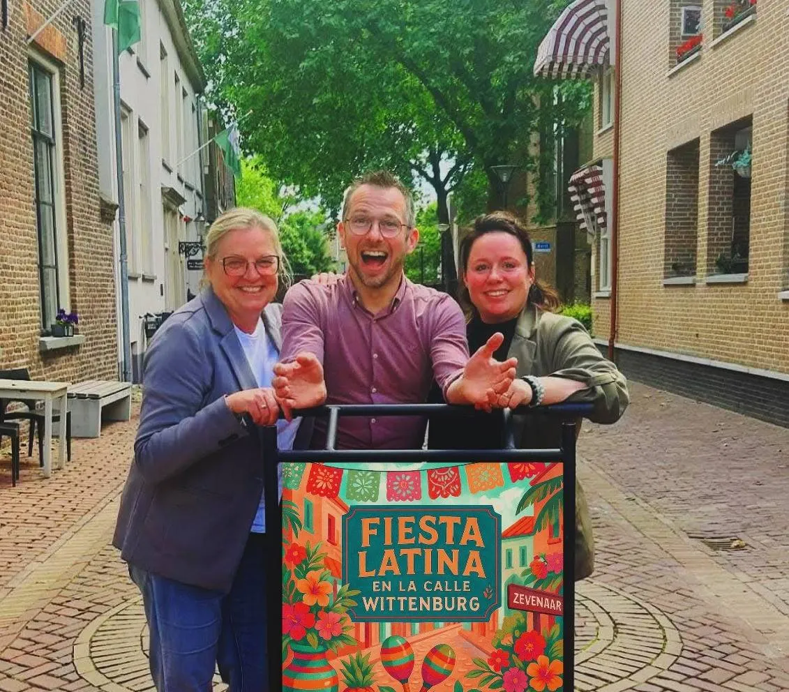 Fiestadef Latina en la Calle Wittenburg