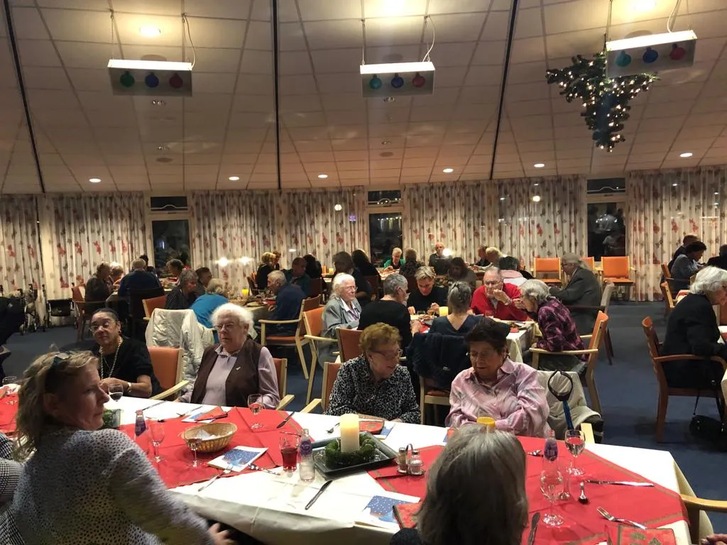 pvv zoetermeer ouderendiner 323262