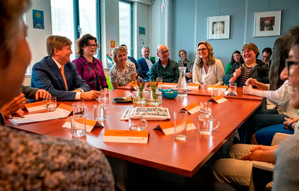 003 bezoek zmk aan stg jong perspectief en humanitas zoetermeer17041