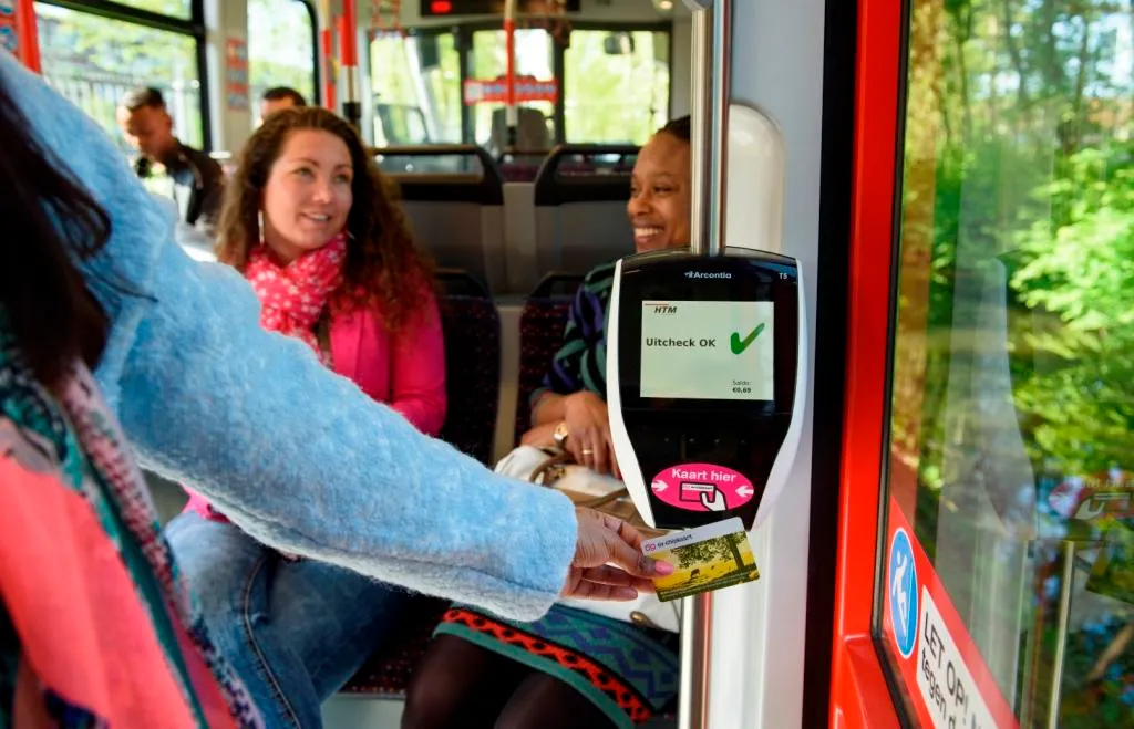 181121 foto kaartlezer voor ov chipkaart13666