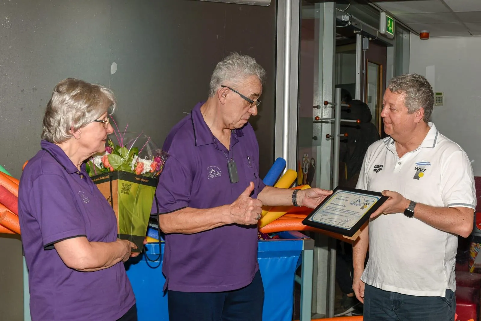 201890112vanderhoek overhandiging15097