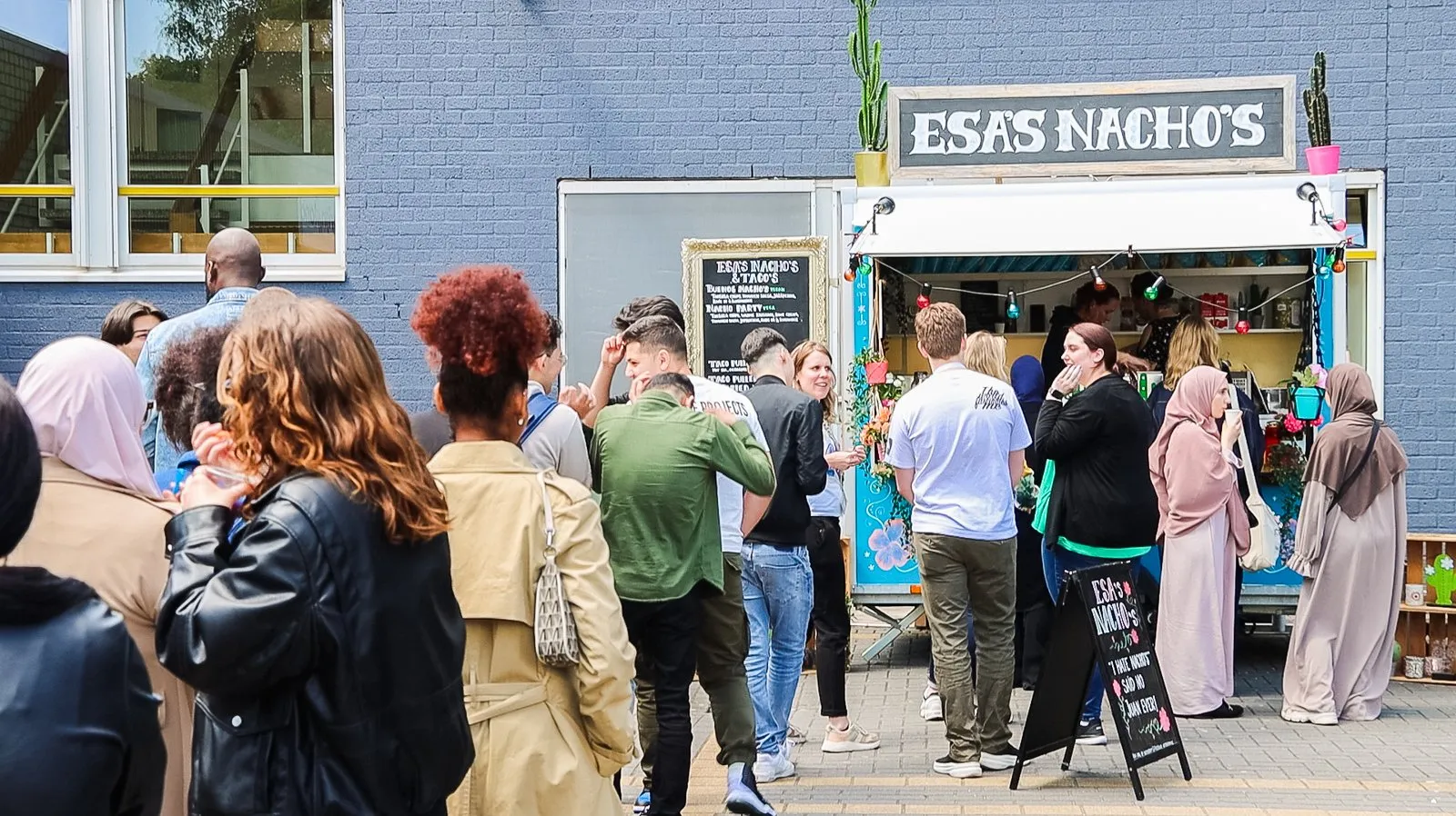 createyourfuture studenten op plein locatie mborijnland zoetermeer
