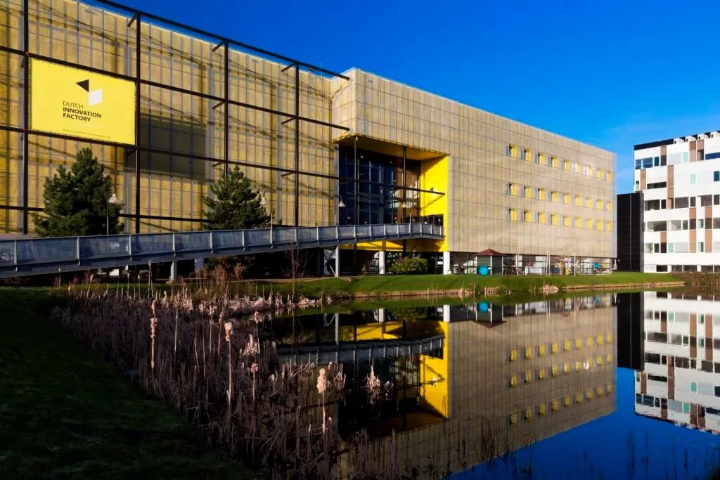 dif gebouw buiten