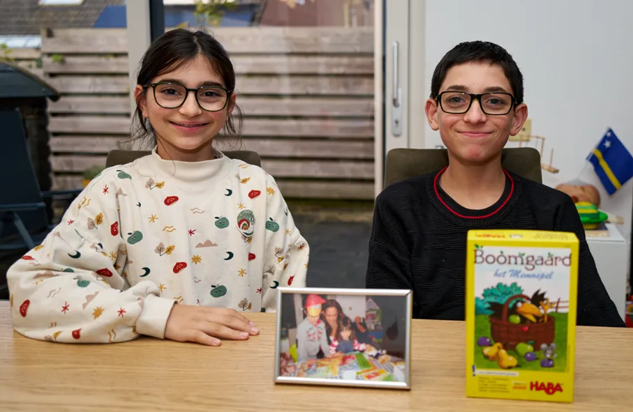 edoardo en eleonora oud deelnemers van de voorleesexpress schrijven inmiddels zelf boekrecensies foto leon koppenol