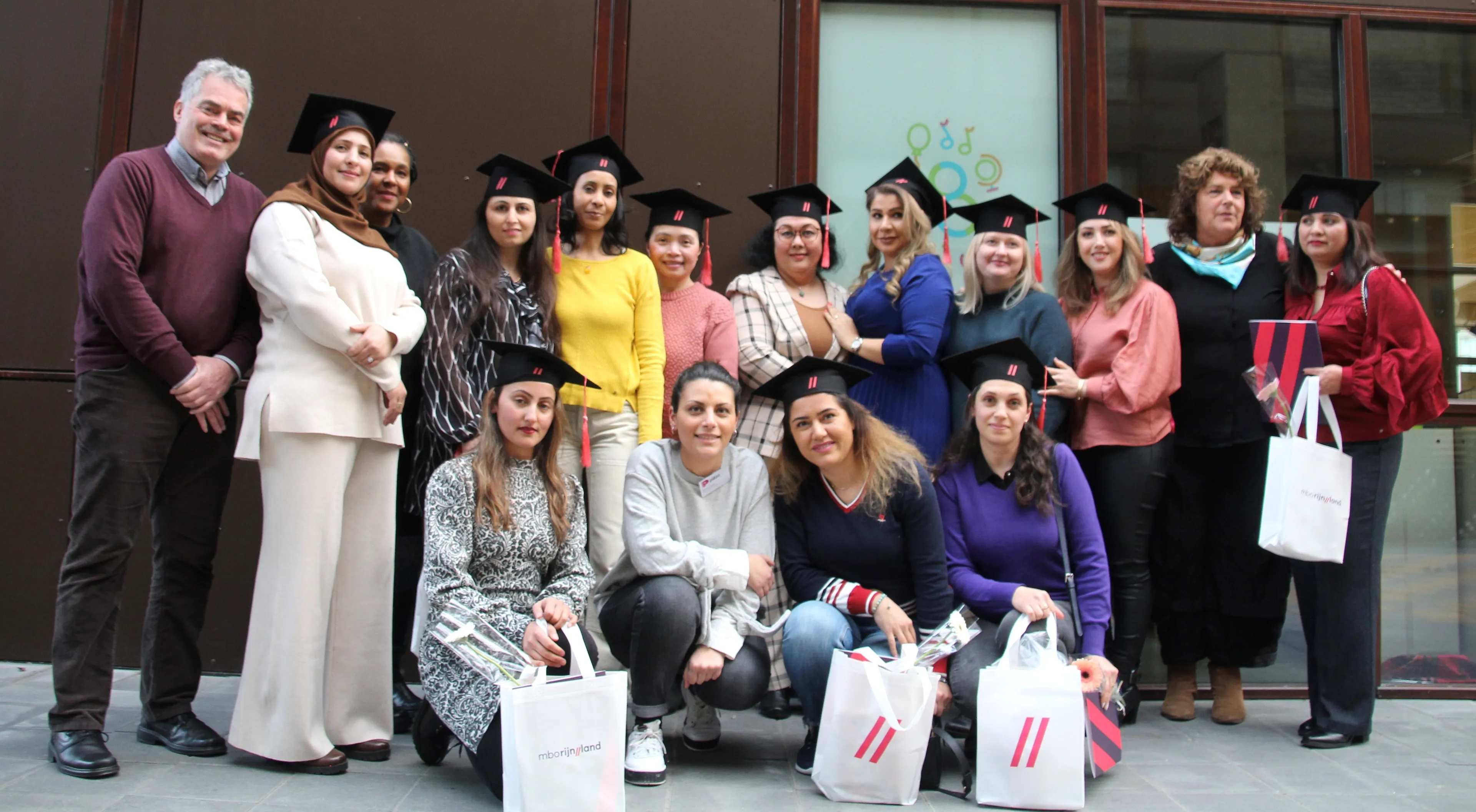 een mbo2 diploma voor deze deelnemers van stichting piezo fotograaf marja de laaf