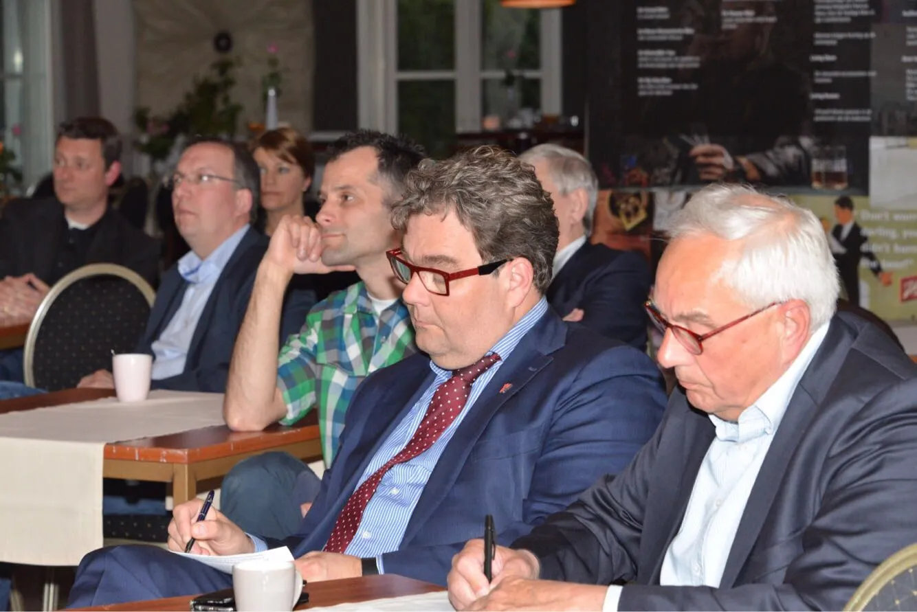 fotos persbericht 2e discussieavond retail 30