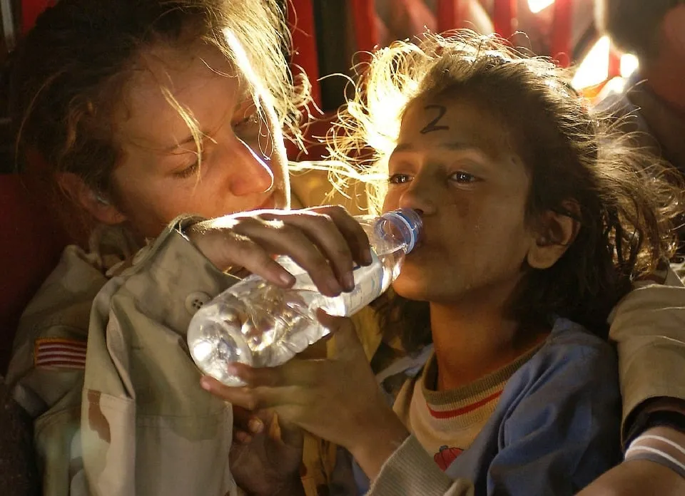 humanitarian aid 939723 960 720