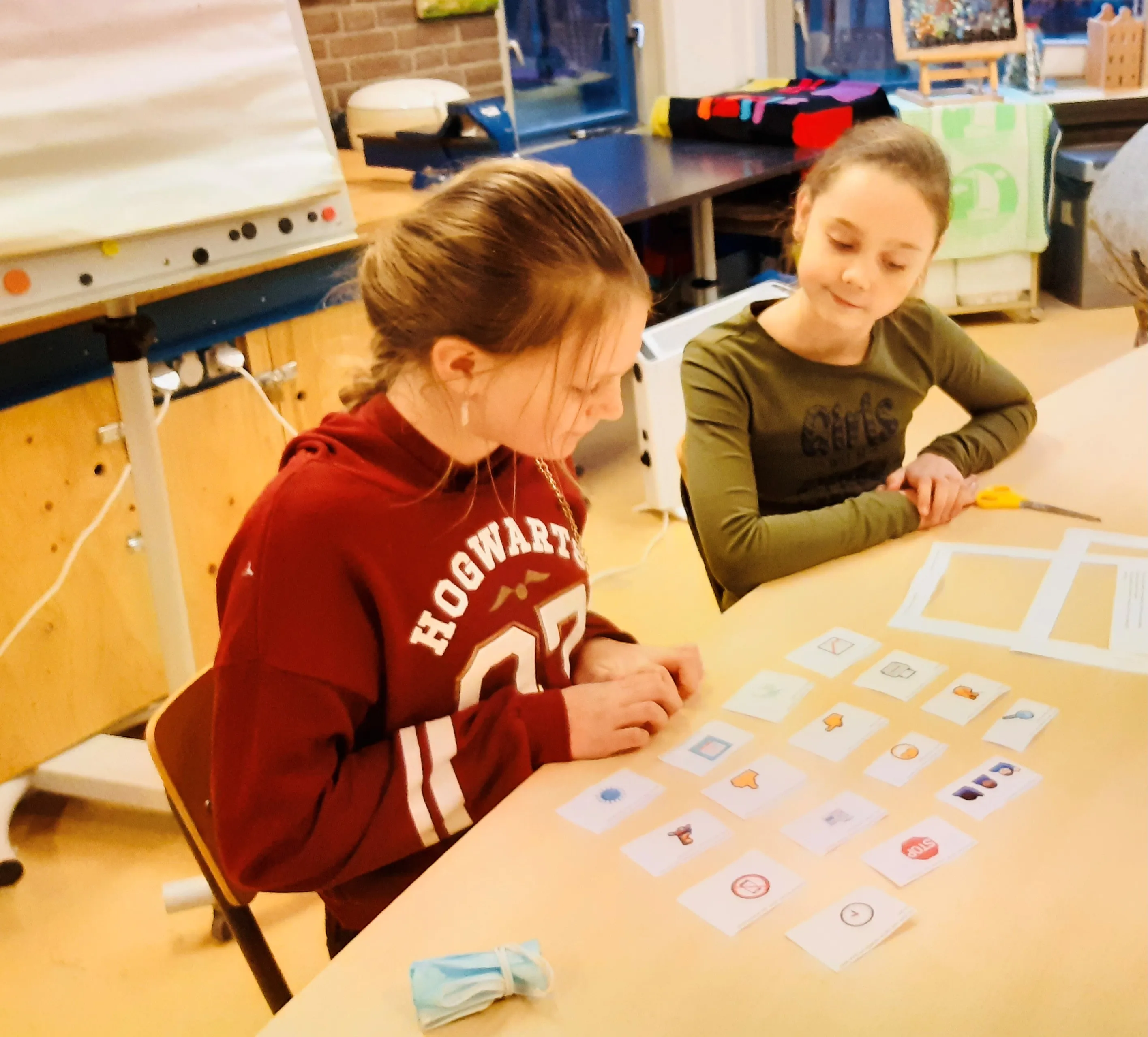 kinderen van de talentenacademibedenken oplossingen voor politieke vraagstukken fotograaf stichting piezo