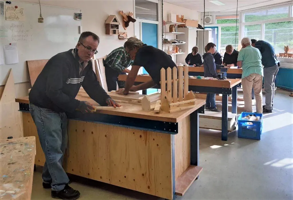 open dag gebouw reakt en ambachtenwerkplaats piezo 2