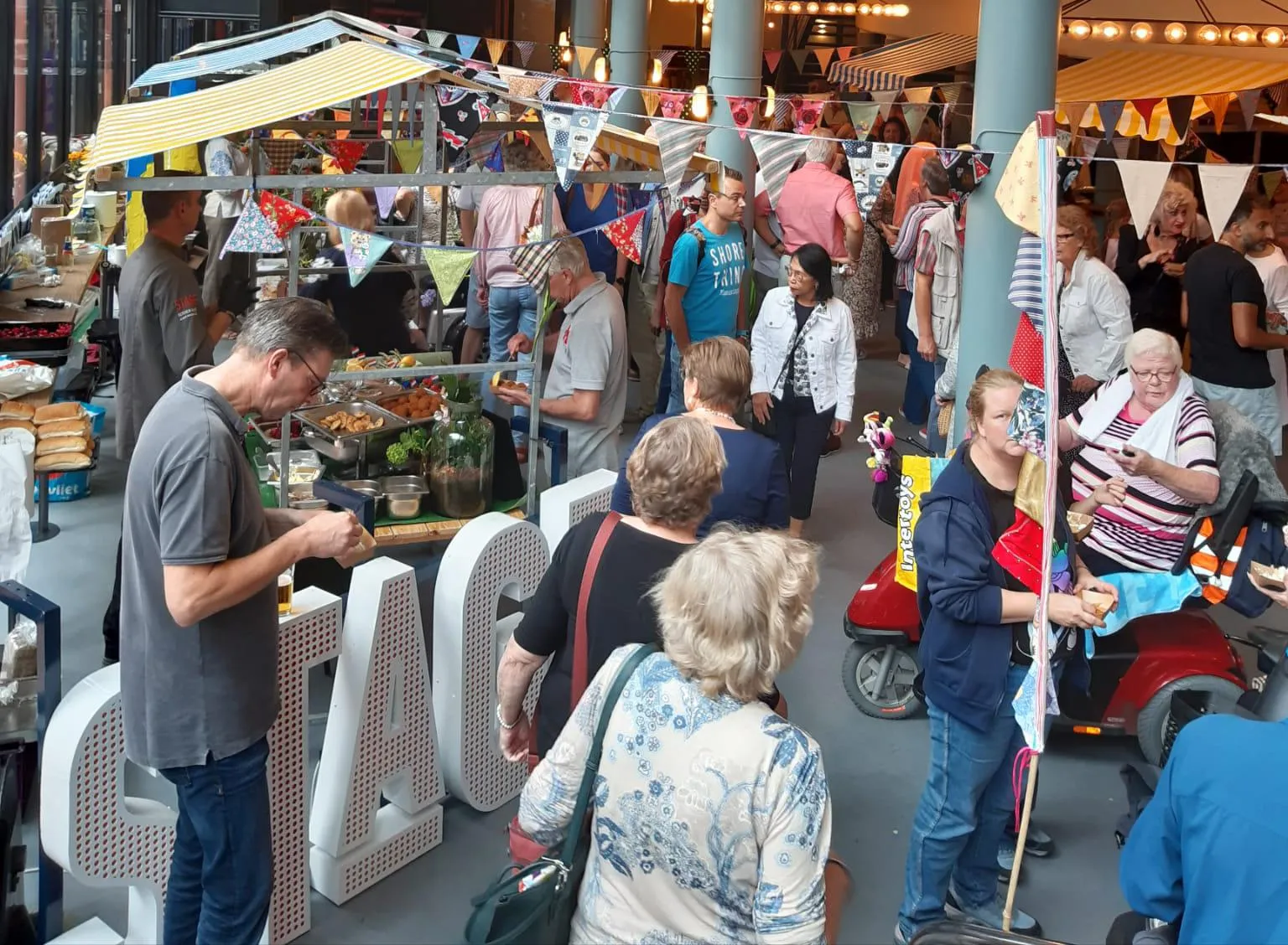 rijkdom aan culturen op food en film festival foto 1 foto stichting piezo