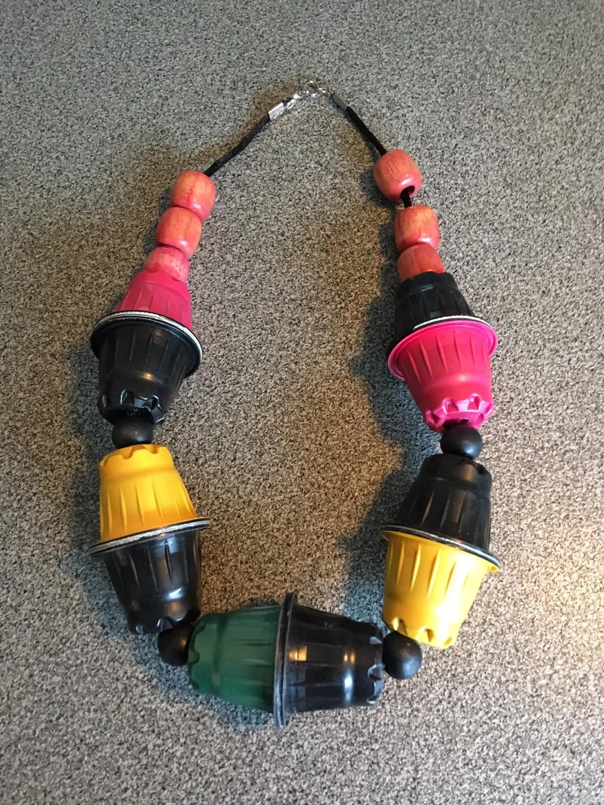 sieraden maken van restmateriaal