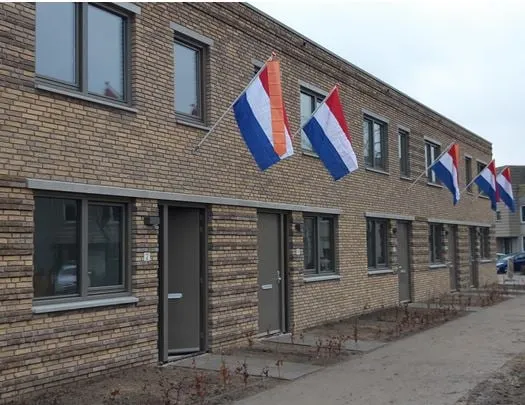 staalblauw oplevering