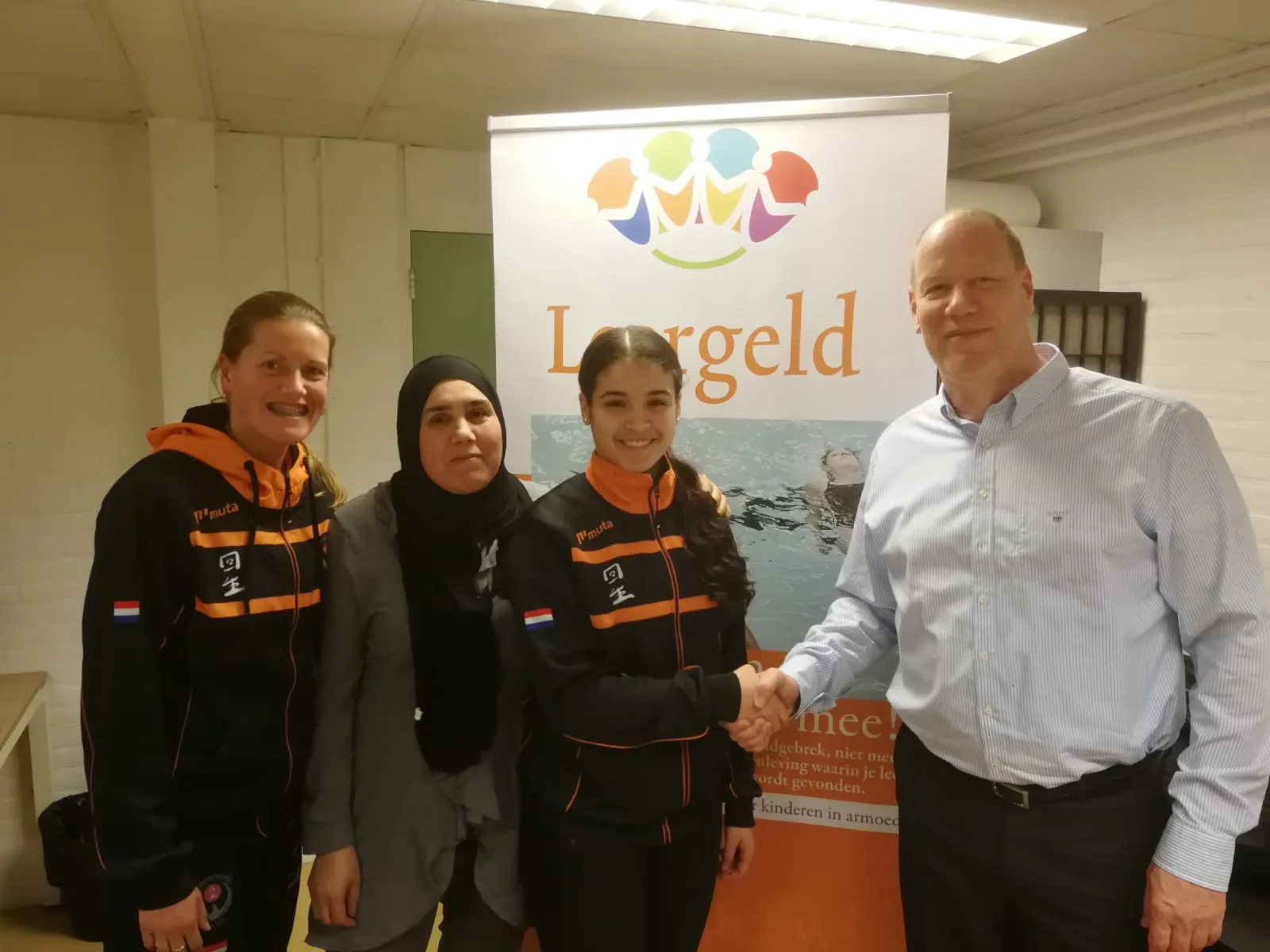stichting leergeld zuid holland midden sponsort jeugdkampioene karate 117921