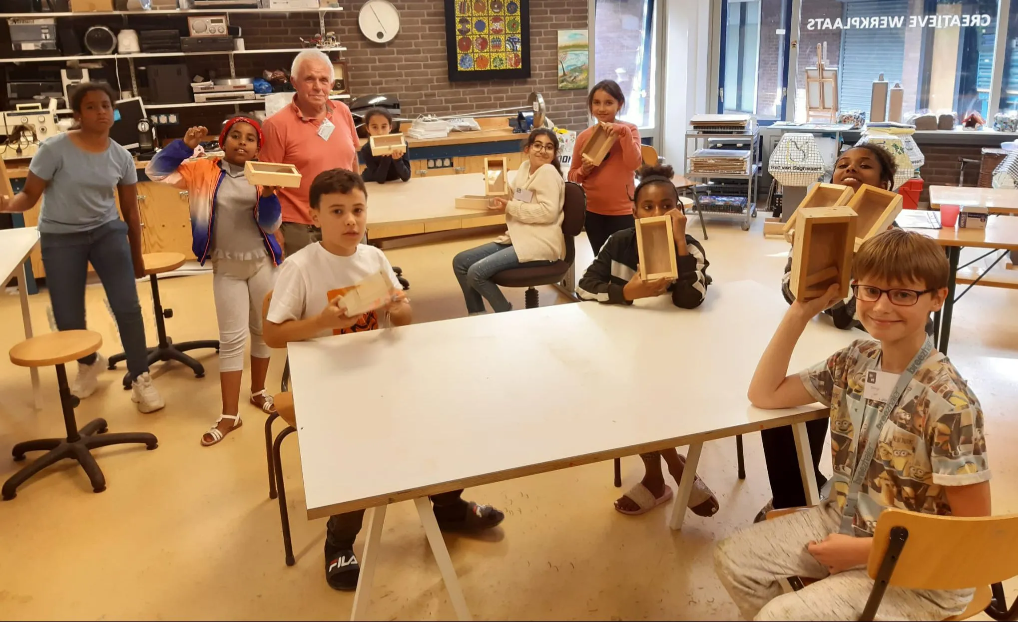 timmerman en servicemedewerker bij de piezo talentenacademie 2 fotograaf stichting piezo