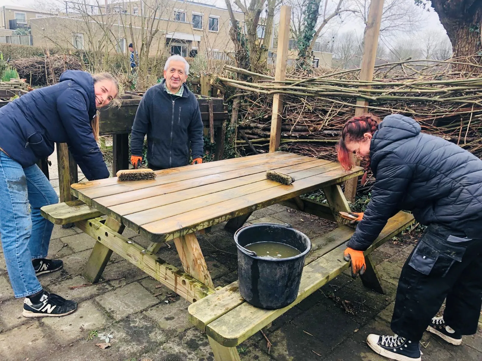 vrijwilligers in wijktuin noordhove bereiden zich voor op het voorjaar foto stichting piezo