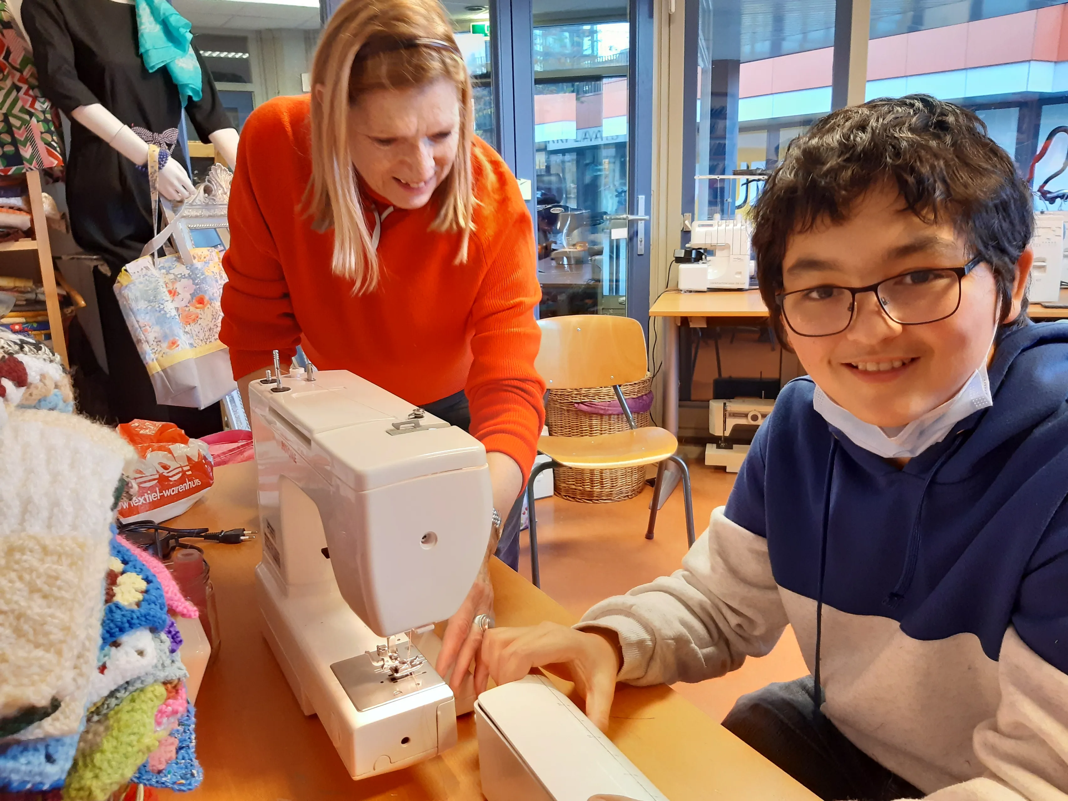 zelf kleding maken voor tieners fotograaf stichting piezo
