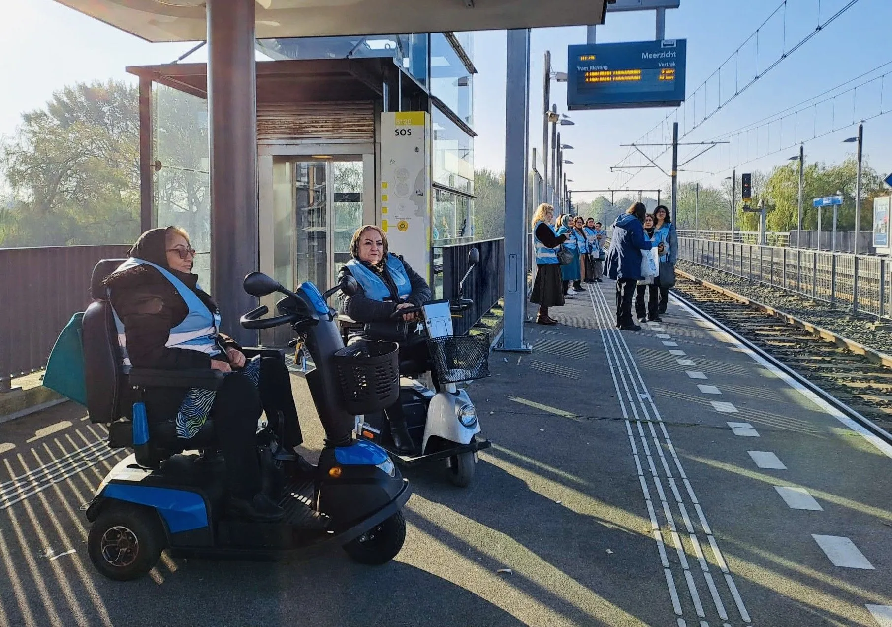ouderen op stap met de htm foto stichting piezo