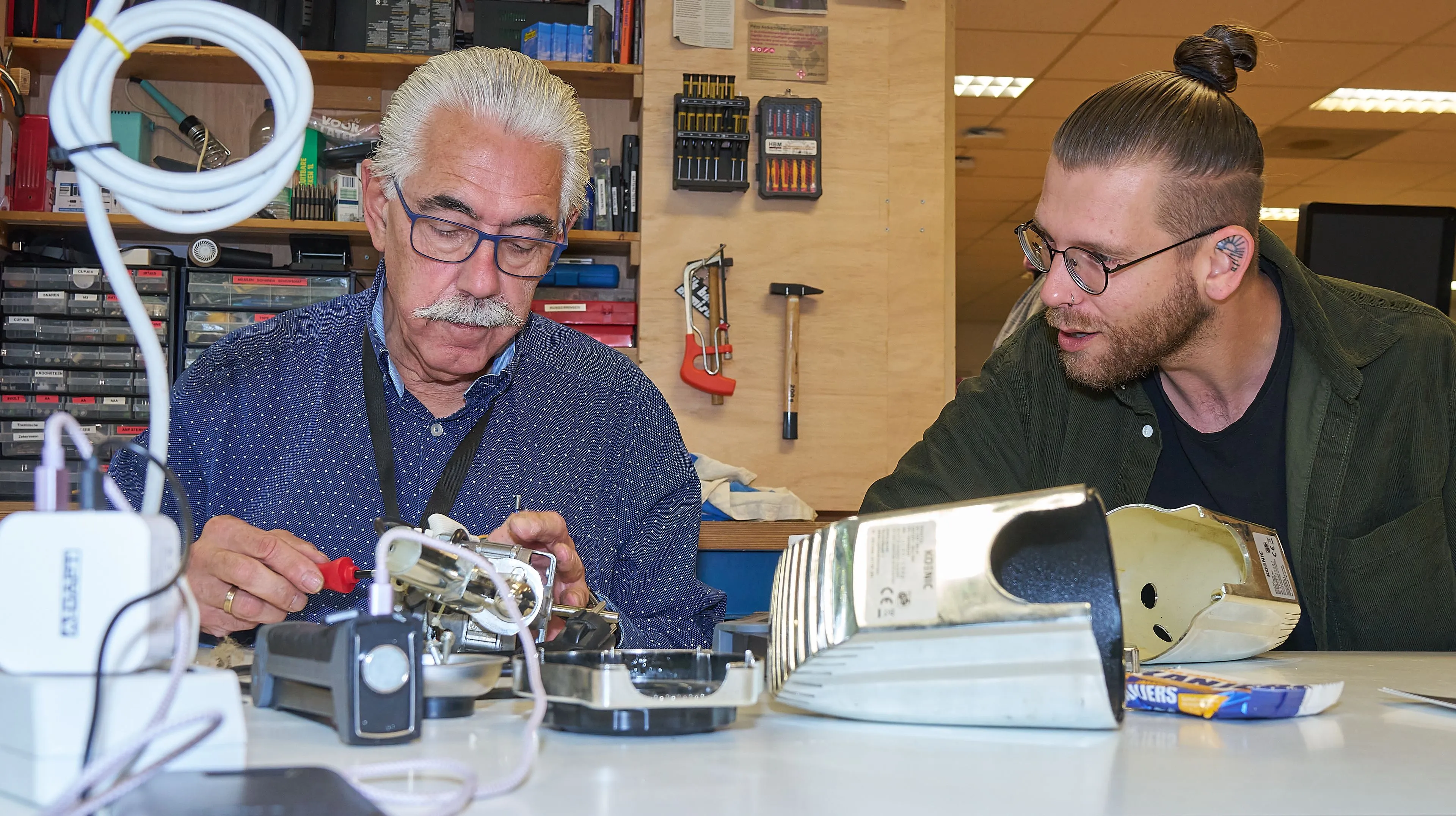 repair cafe zoetermeer fotograaf leon koppenol
