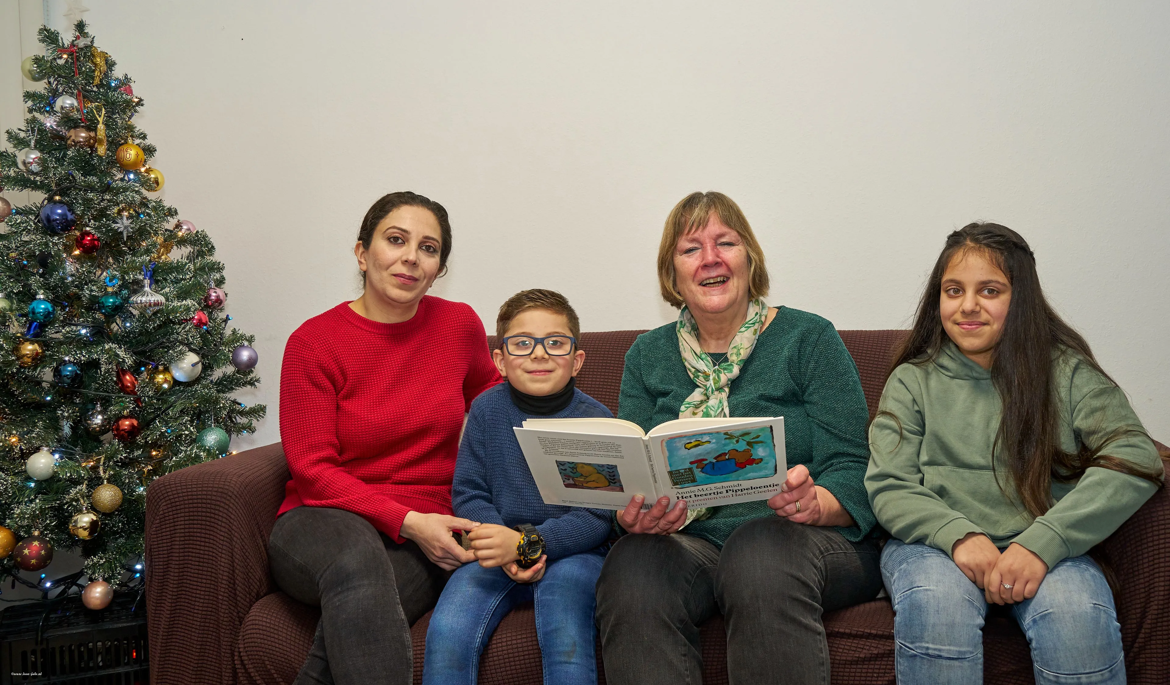 voorleesexpress zoetermeer viert 100e gezin fotograaf leon koppenol
