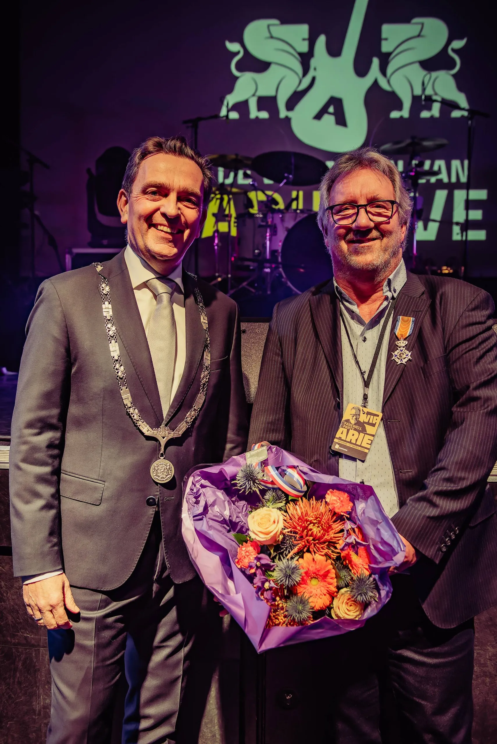 arie verstegen en burgemeester bezuijen