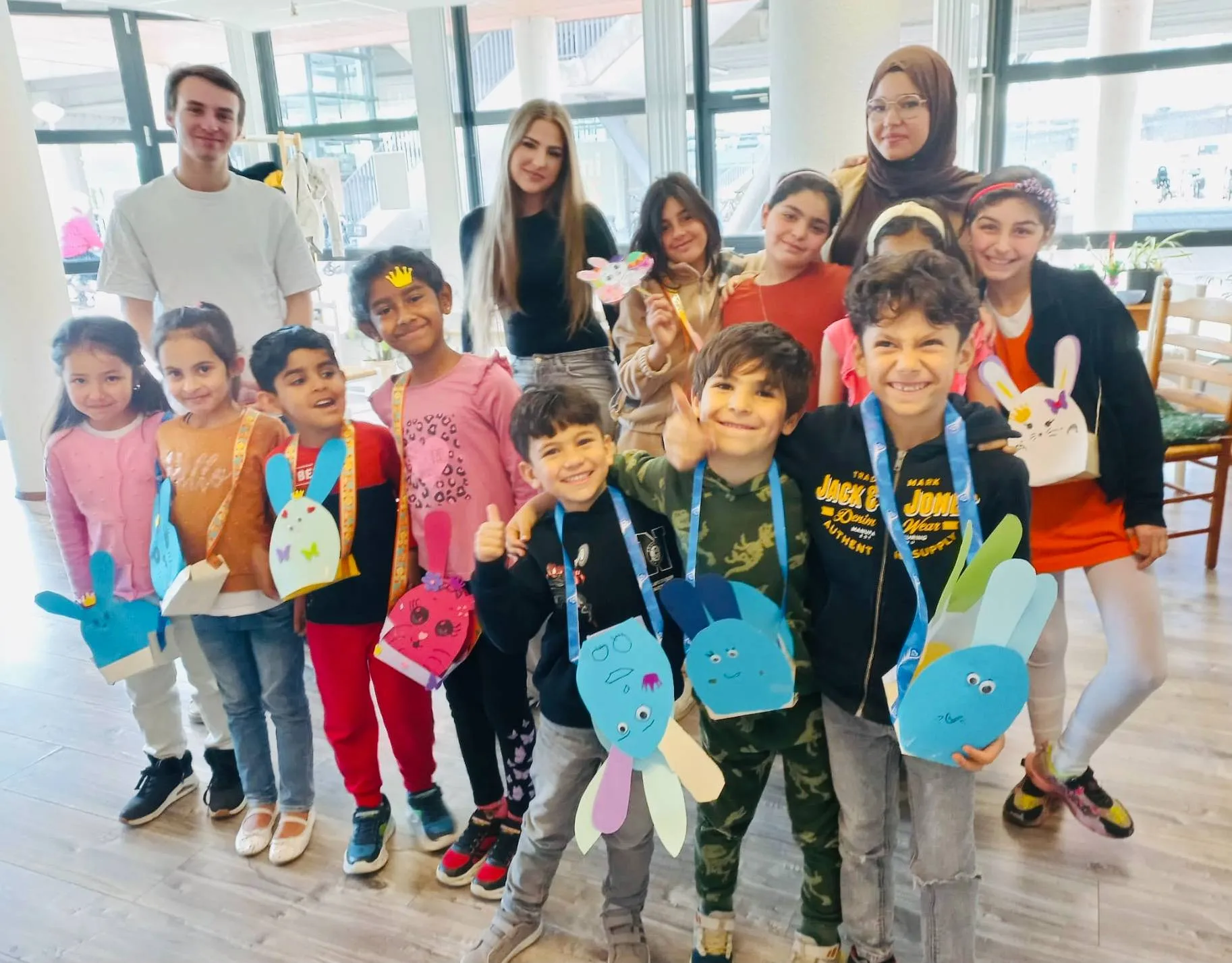 op zoek naar paaseieren bij inzet meerzicht foto stichting piezo