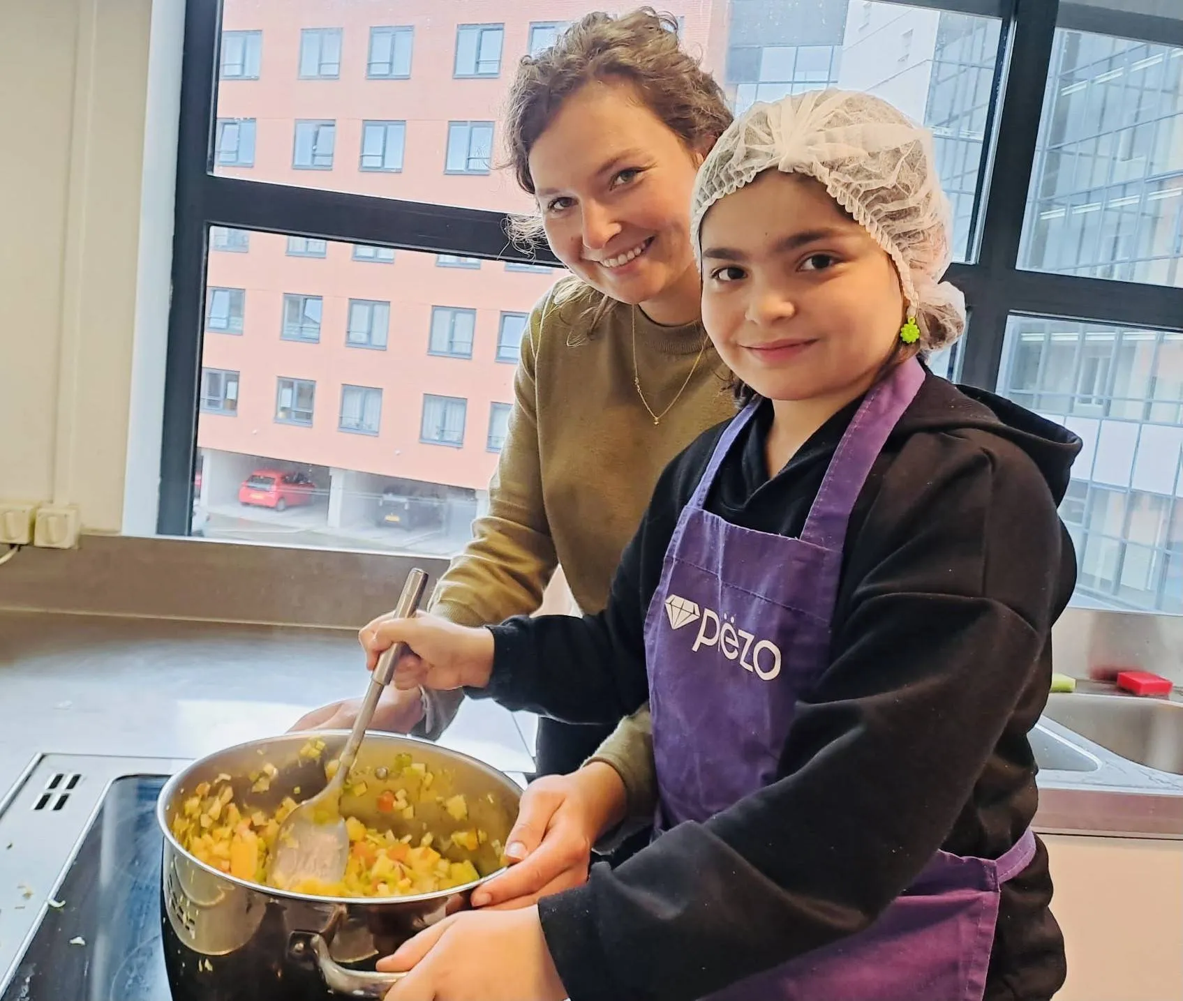 kinderen koken met dietiste foto stichting piezo
