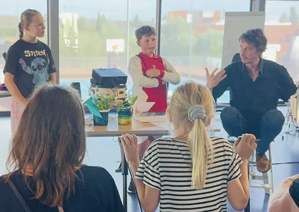 De Piëzo TalentenAcademie Duurzaam & Groen heeft het programma feestelijk afgesloten met de Afvalbutler - foto Stichting Piëzo
