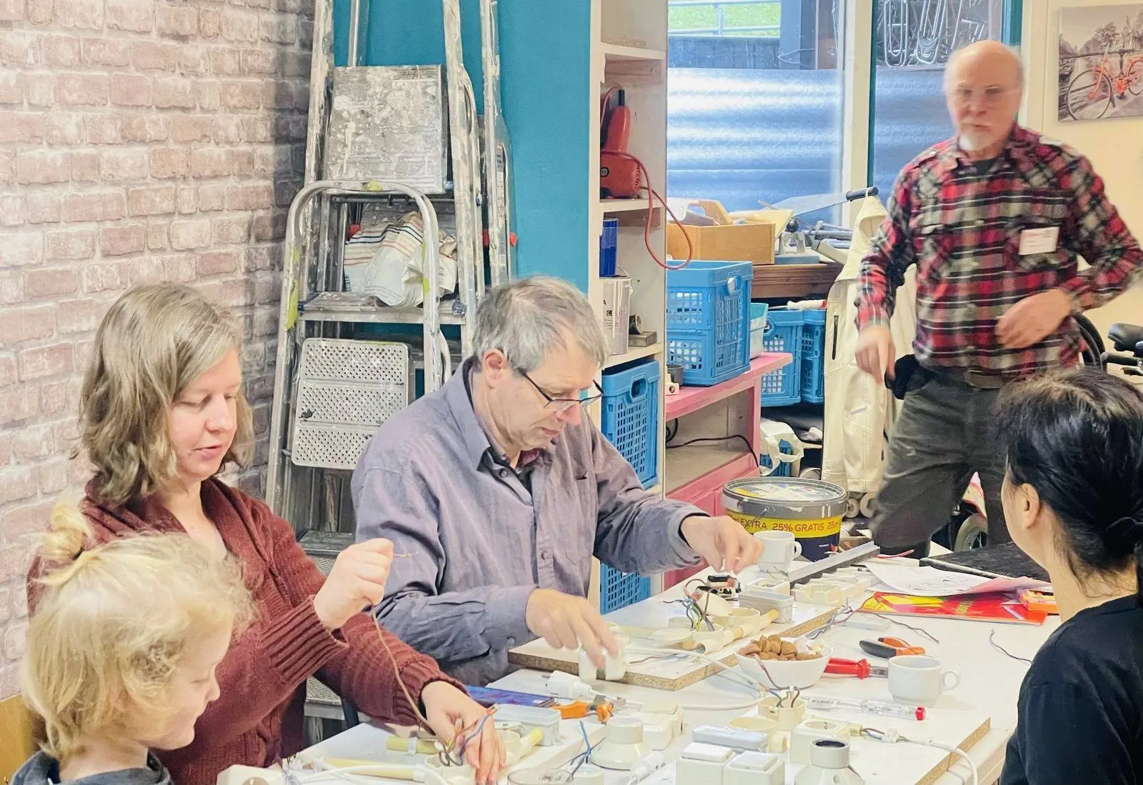 Doe mee met de cursus Klussen in huis - foto Stichting Piëzo (1)