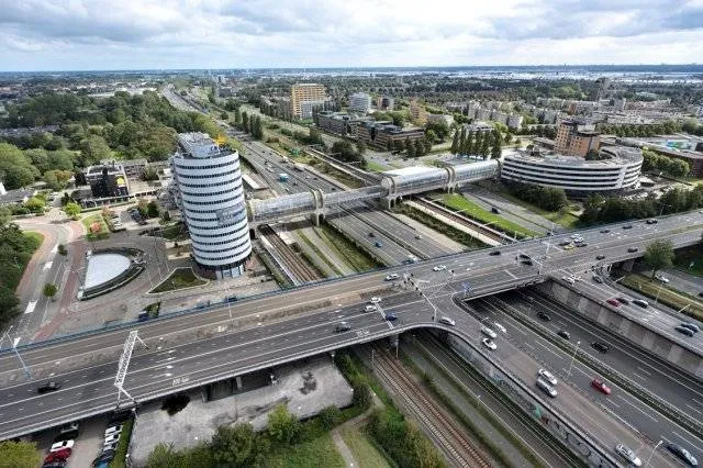 Luchtfoto Nelson Mandelabrug