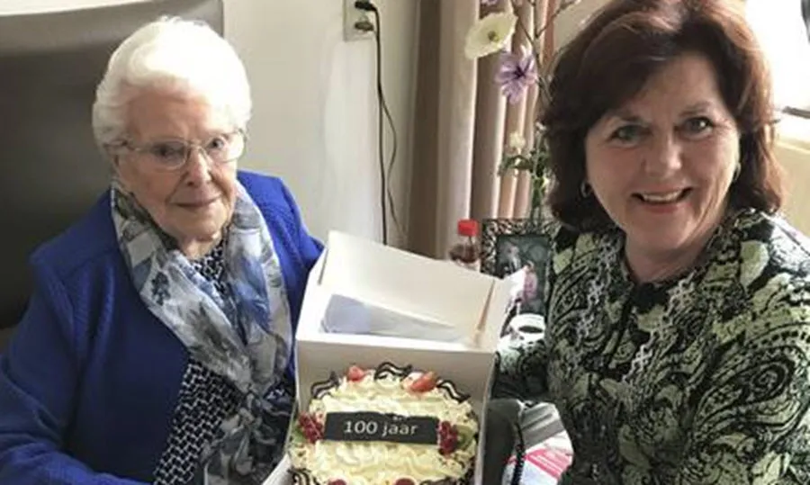 100jaarz