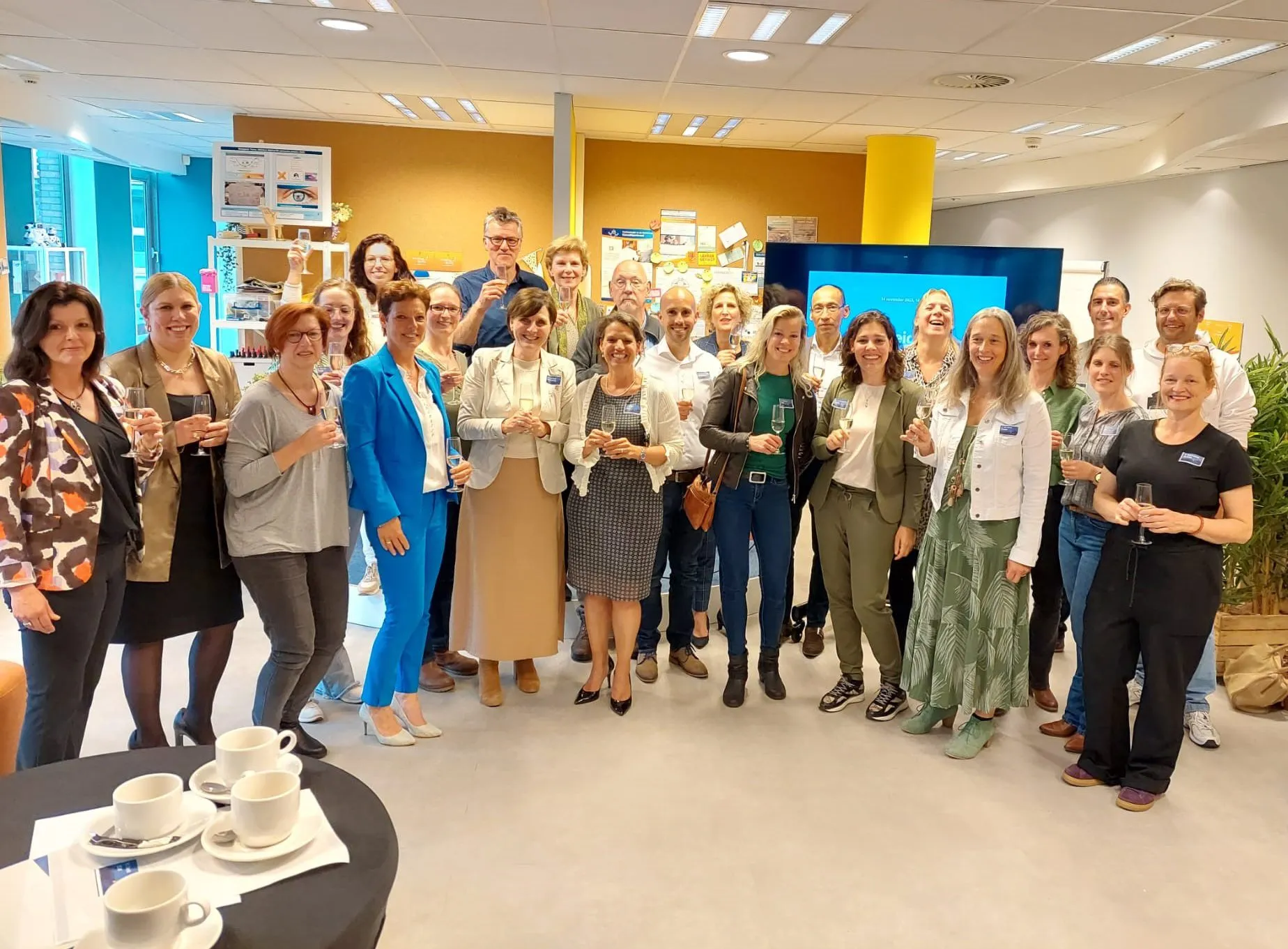 feestelijke foto gz opleiding 9 mei 2023 e1683711088370