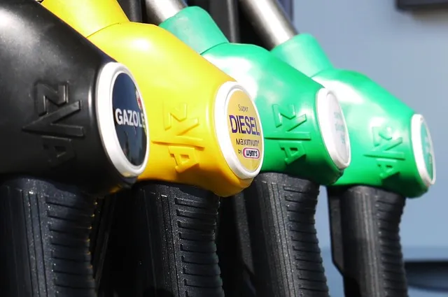 gasoline gea59f50e6 640