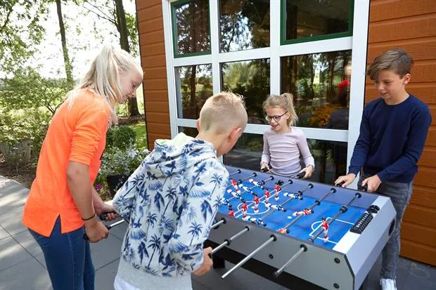 18089 intermezzo kids 29 tafelvoetbal