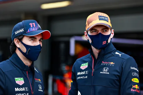 In Groot-Brittannië wisten Sergio Perez en Max Verstappen beiden geen punt te scoren. (Foto: Red Bull Content Pool/Getty Images)