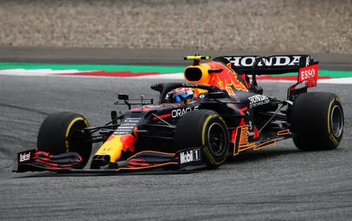Gemarkeerd zijn de onderdelen die Red Bull wijzigde tegen het einde van de eerste seizoenshelft van 2021. (Foto: Red Bull Content Pool/Getty Images)