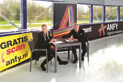 alkmaar sport en anfy tekenen samenwerkingsovereenkomst op ijsbaan de meent