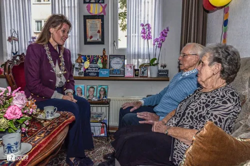 burgemeester en bruidspaar1