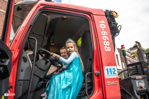 meisjes branwauto art