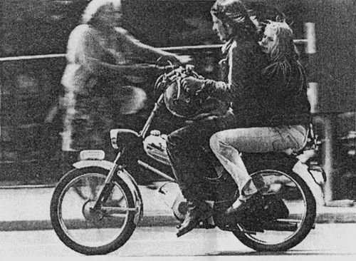 veilig achterop de puch